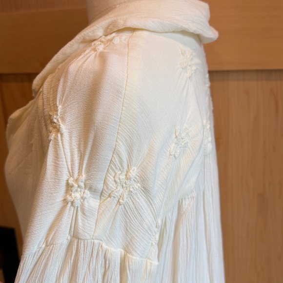 Free People Olivia Blouse | Cream Textured Button Down | Romantic | Size S - Picture 4 of 7